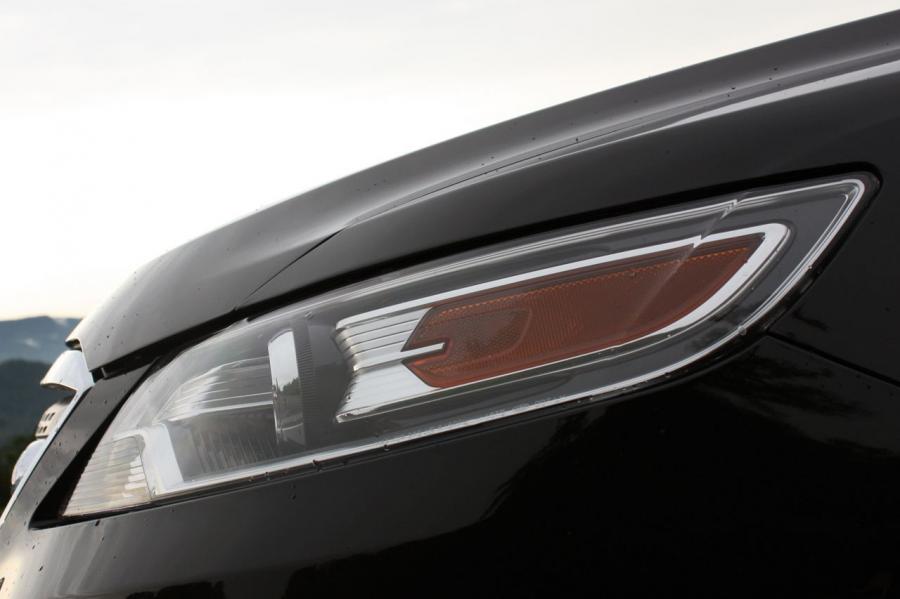  Ford Taurus 2010 года  (фото 2 из 161)